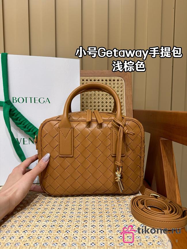 Bottega Veneta Small Getaway Brown - 23.5x17.5x9cm - 1