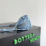 Bottega Veneta Intrecciato Concert Pouch Blue - 18.5x11.5x8.5cm - 6