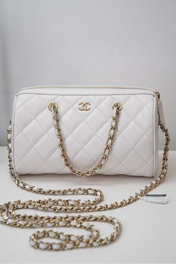 Chanel Clutch With Chain Grained Calfskin Gold Tone Metal White - 18.5x11.5x11cm