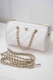 Chanel Clutch With Chain Grained Calfskin Gold Tone Metal White - 18.5x11.5x11cm - 6