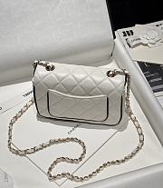 Chanel Mini Flap Bag Lambskin White Black - 19.5x13.5x7cm - 3