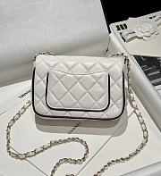 Chanel Mini Flap Bag Lambskin White Black - 19.5x13.5x7cm - 4