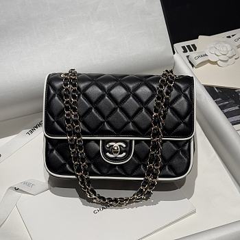 Chanel Flap Bag Lambskin Black White - 23.5x16.5x6.5cm