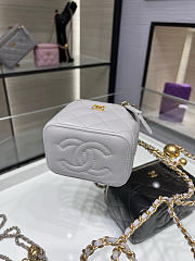 Chanel Small Vanity with Chain Shiny Calfskin Gold Tone Metal Gray - 11x8.5x7cm - 5