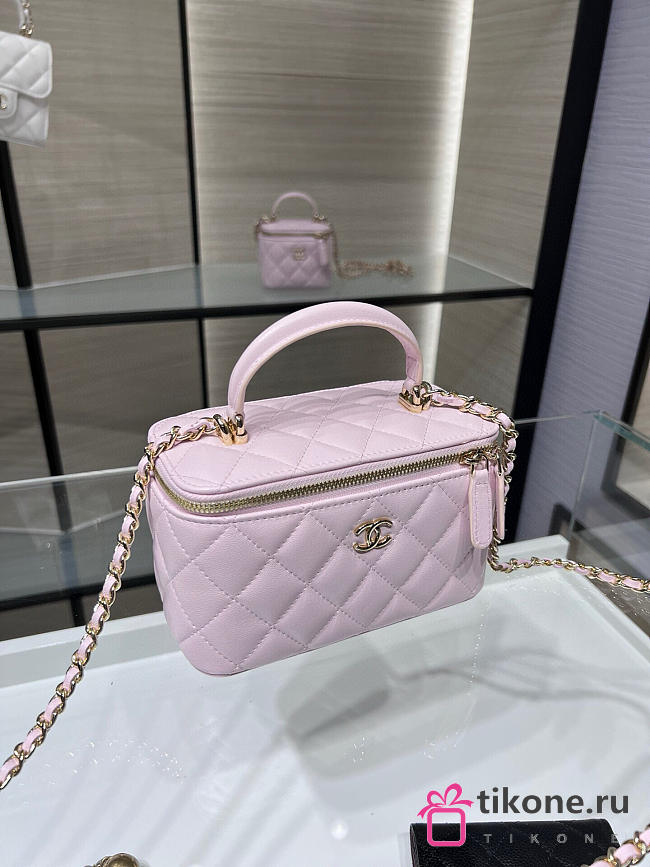 Chanel Classic Top Handle Vanity Case with Chain Quilted Lambskin Small Light Pink - 17x9.5x8cm - 1