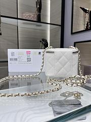 Chanel Classic Small Vanity with Chain Grained Calfskin Gold Tone Metal White - 11x8.5x7cm - 4