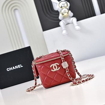 Chanel Small Vanity With Chain Lambskin Diamante Gold Metal Red - 11x8.5x7cm