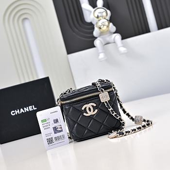 Chanel Small Vanity With Chain Lambskin Diamante Gold Metal Black - 11x8.5x7cm