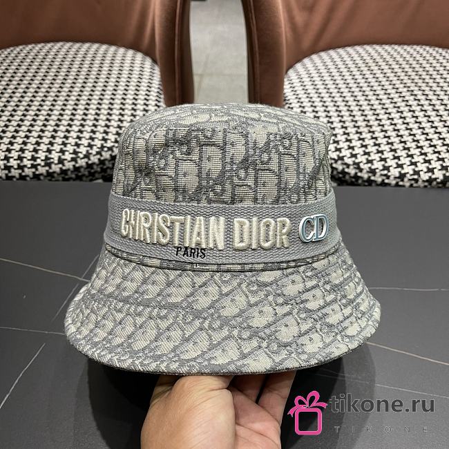 Dior Oblique Small Brim Bucket Hat White and Gray Embroidery - 1