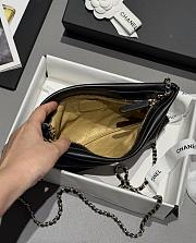 Chanel Clutch with Chain Shiny Lambskin Imitation Pearl & Gold-Tone Metal Black - 14x24x5cm - 2
