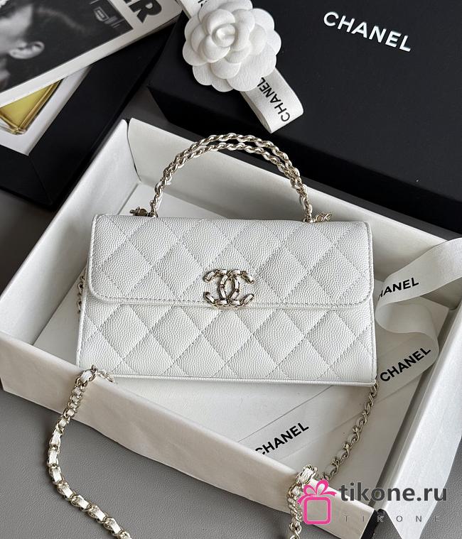 Chanel Clutch With Chain With Handle Grained Calfskin White - 18x10x4.5cm - 1