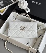 Chanel Clutch With Chain With Handle Grained Calfskin White - 18x10x4.5cm - 1