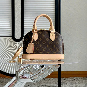 LV Alma BB Monogram Canvas M46990 - 23.5x17.5x11.5cm