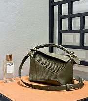 Loewe Small Puzzle Bag in Suede Autumn Green - 24x16.5x10.5cm - 2