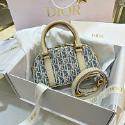 D-Vibe East-West Nano Bag Blue Dior Oblique Chambray with Raffia Effect and Light Biscuit Smooth Calfskin - 20.5x12x7cm - 1