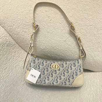 30 Montaigne Wanderlust Mini Bag Blue Dior Oblique Chambray with Raffia Effect and Light Biscuit Smooth Calfskin - 26x12x7cm