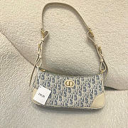 30 Montaigne Wanderlust Mini Bag Blue Dior Oblique Chambray with Raffia Effect and Light Biscuit Smooth Calfskin - 26x12x7cm - 3