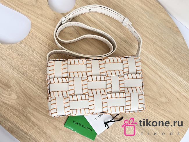 Bottega Veneta Intrecciato Cassette Crossbody Bag White Brown - 23x15x6cm - 1