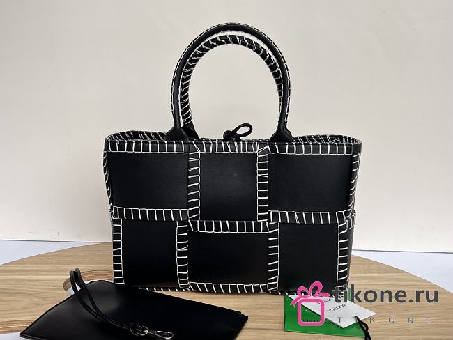 Bottega Veneta Small Intrecciato Topstitch Leather Tote In Black - 30x20x11.5cm - 1