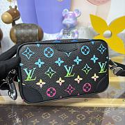 LV Trocadero Wearable Wallet M13903 - 20x13x6.5cm - 3