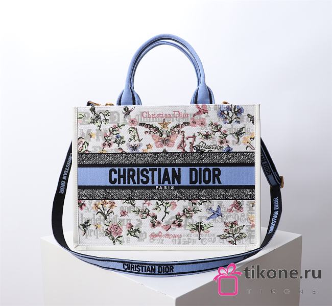 Dioramour Medium Dior Book Tote Latte Embroidery with Multicolor Amour 1947 Motif and Latte Calfskin - 36.5x28x17.5cm - 1