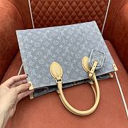 LV OnTheGo MM Monogram Denim Washed Gray M13189 - 35x27x14cm - 4