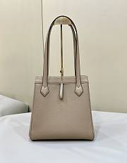Fendi Origami Medium Dove Gray Leather Bag That Can Be Transformed - 27x27x16.5cm - 6