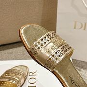 Dior Or D Lane Slide Gold-Tone Openwork Microcannage Laminated Calfskin - 2