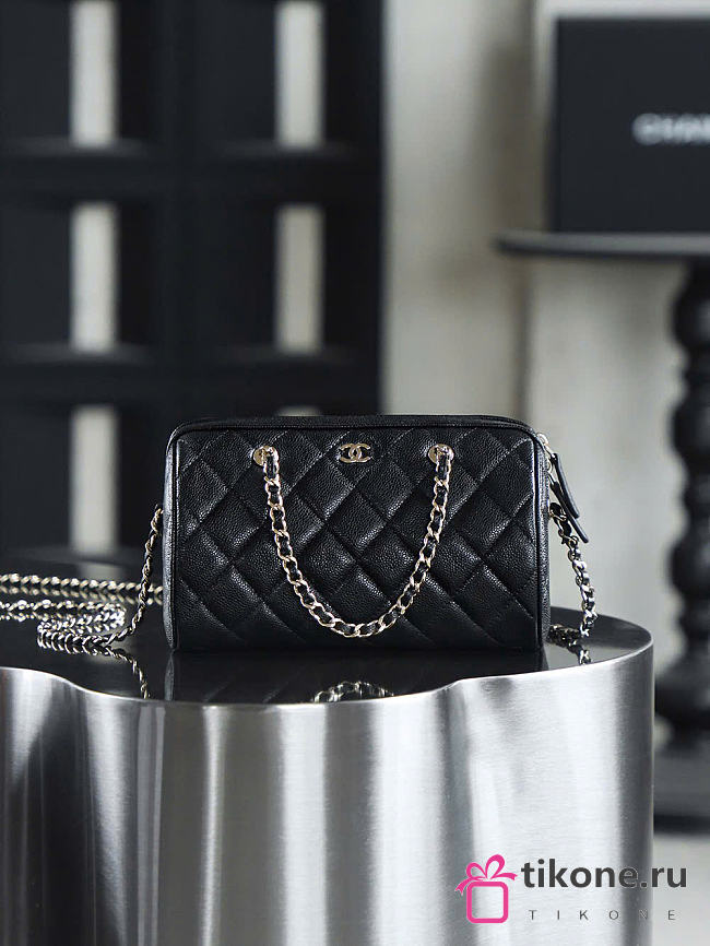 Chanel Classic Clutch With Chain Shiny Grained Calfskin Gold Tone Metal Black - 18.5x11.5x11cm - 1