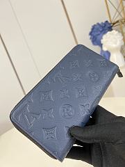 LV Zippy Wallet Horizontal Monogram Shadow M14847 - 21x2.5x10cm - 2