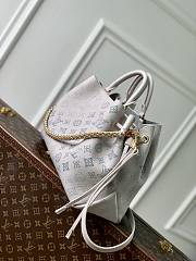 BV Bella Tote Mahina Leather Brume Gray M12127 - 32x23x13cm - 3