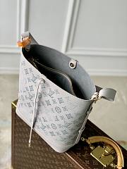 LV Flore Mahina Leather Brume Gray M12496 - 28x27x10cm - 5