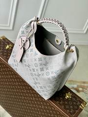 LV Carmel Mahina Leather Brume Gray M12093 - 35x40x17cm - 5