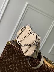 LV Hand It All PM Mahina Creme Beige M24114 - 29x18x13cm - 6