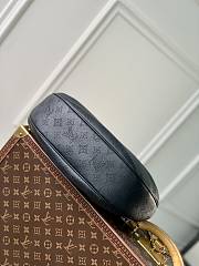 LV Baia MM Mahina Black M22822 - 36.5x23x8cm - 2