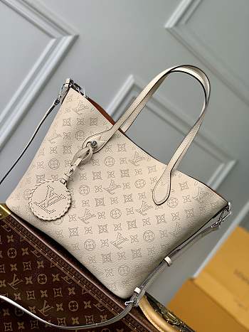 LV Blossom MM Mahina Creme Beige - 30x27.5x16cm