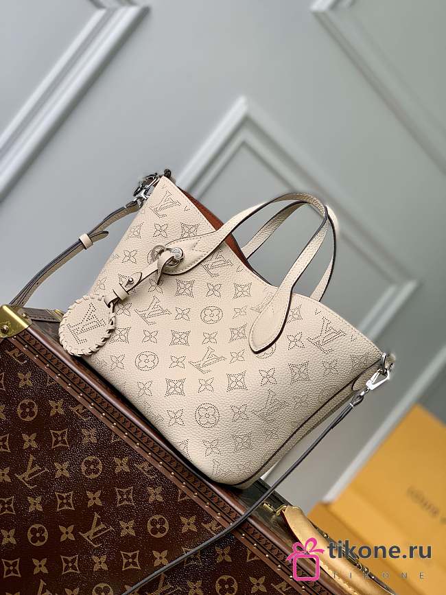 LV Blossom PM Mahina Leather Creme Beige M21909 - 20x20x12.5cm - 1