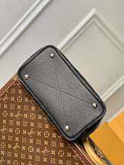 LV Blossom MM Mahina Black M21851 - 30x27.5x16cm - 2