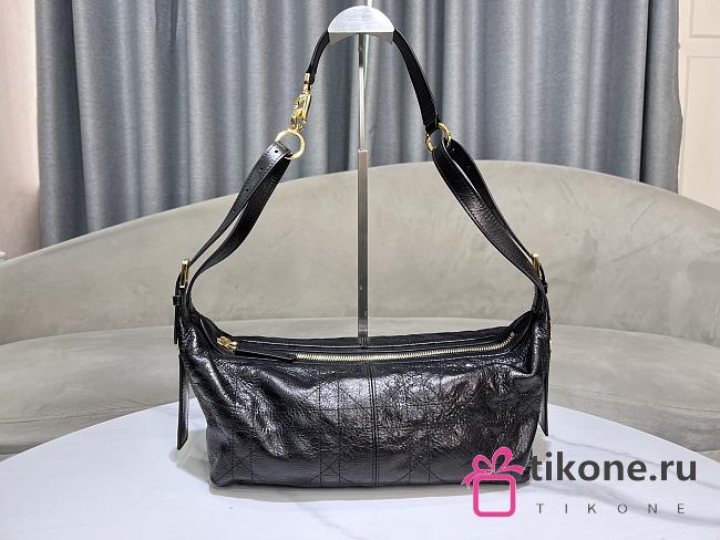 Dior Medium D-Journey Bag in Crinkled Calfskin Black Flat Macrocannage - 33x16x15cm - 1