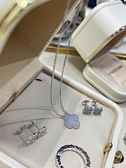 VCA Vintage Alhambra Pendant 18K White Gold Purple - 5