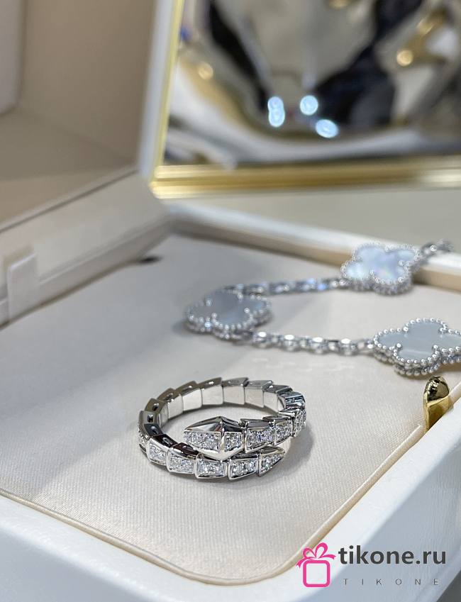 Bvlgari Serpenti Viper 18KT White Gold Ring Set With Full Pave Diamonds - 1