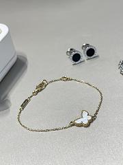 VCA Sweet Alhambra Butterfly Bracelet White Gold White - 3