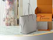 LV Neverfull MM Monogram Empreinte Leather Brume Gray M13758 - 31x28x14cm - 6