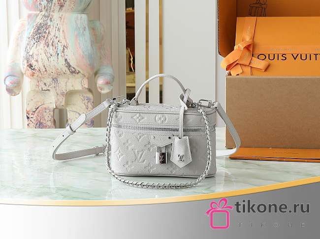 LV Vanity Chain Pouch Monogram Empreinte Leather Brume Gray M13593 - 11.5x6.5x19cm - 1