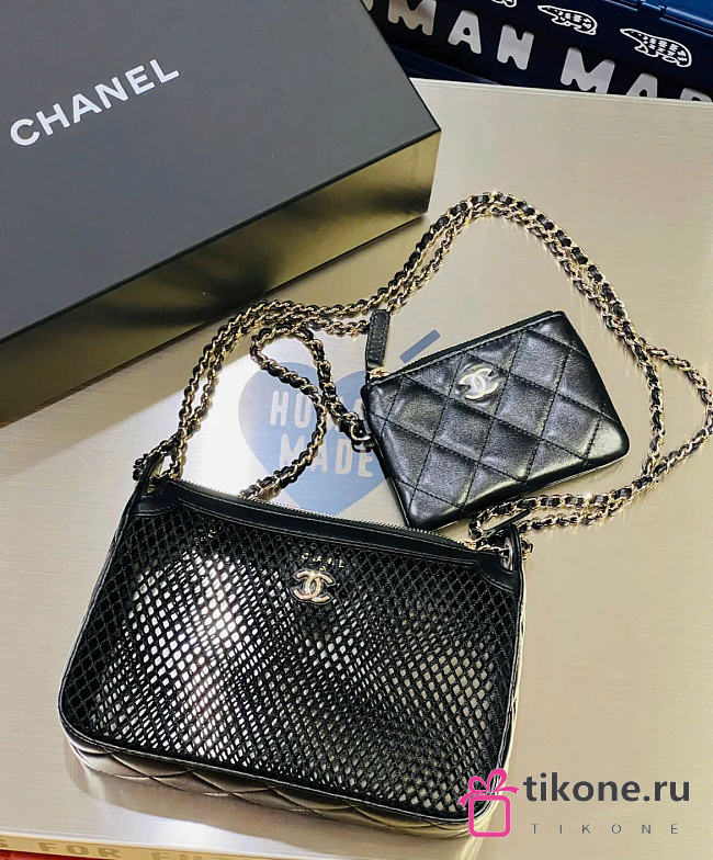 Chanel Clutch with Chain Mesh Shiny Lambskin Gold Tone Metal Black -  20x13x4.5cm - 1