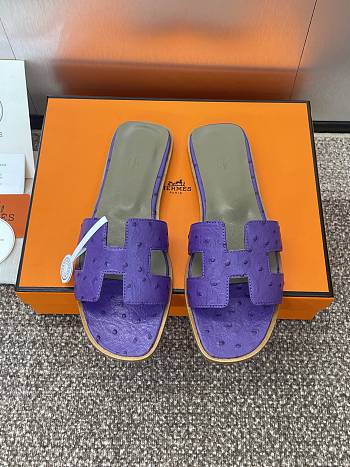 Hermes Oran Sandals Ostrich Leather In Purple 