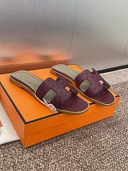 Hermes Oran Sandals Ostrich Leather In Burgundy  - 4