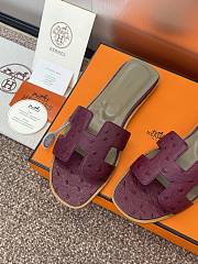 Hermes Oran Sandals Ostrich Leather In Burgundy  - 2