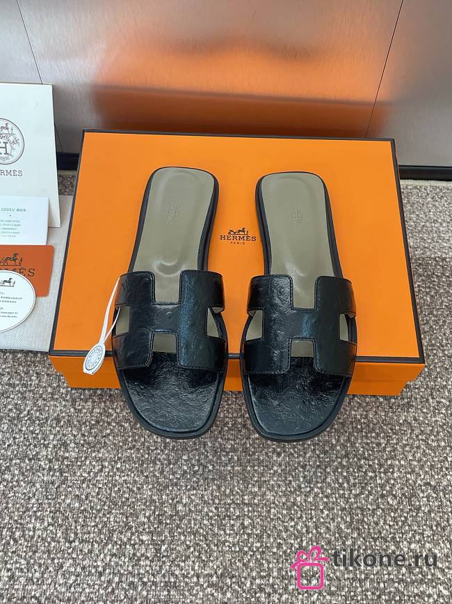 Hermes Oran Sandals Ostrich Leather In Black - 1