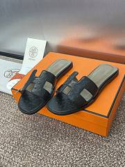 Hermes Oran Sandals Ostrich Leather In Black - 4